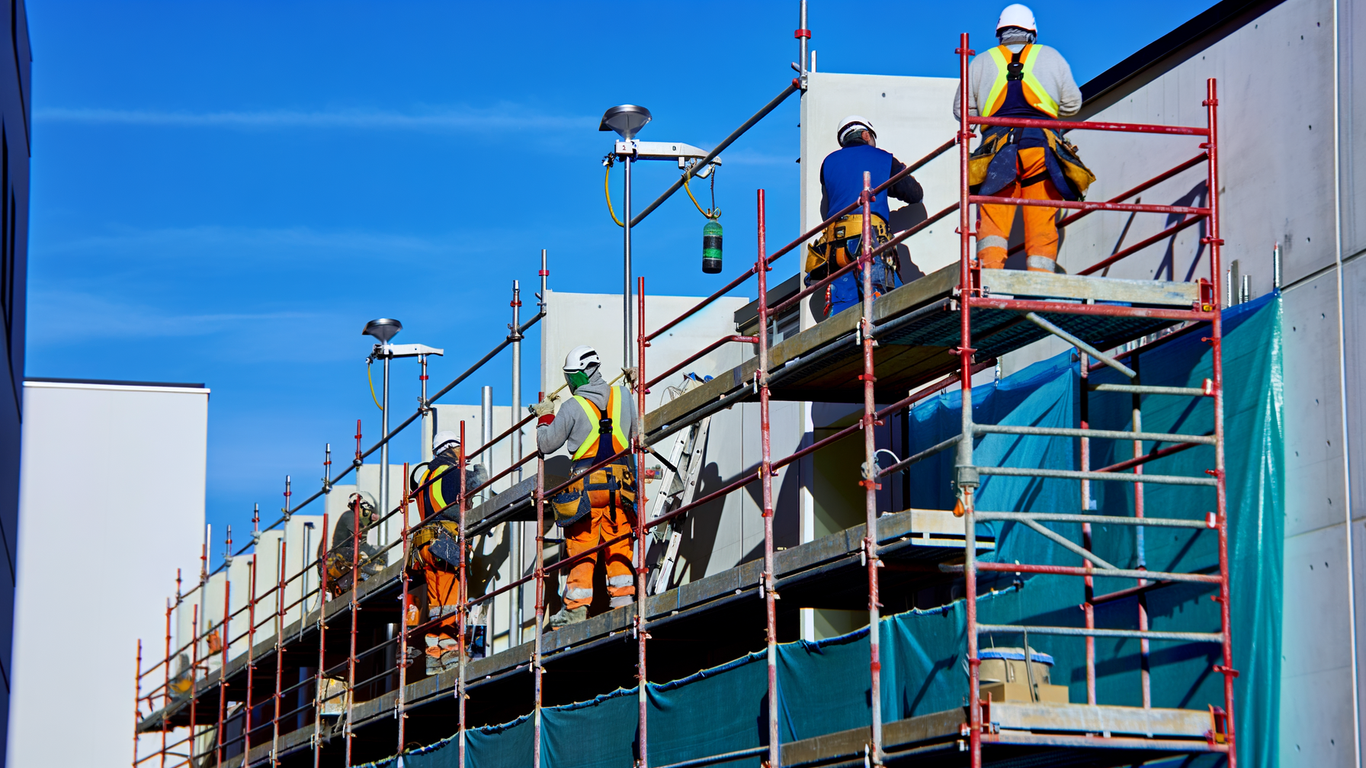 Protocoles de sécurité pour échafaudages roulants sur chantier